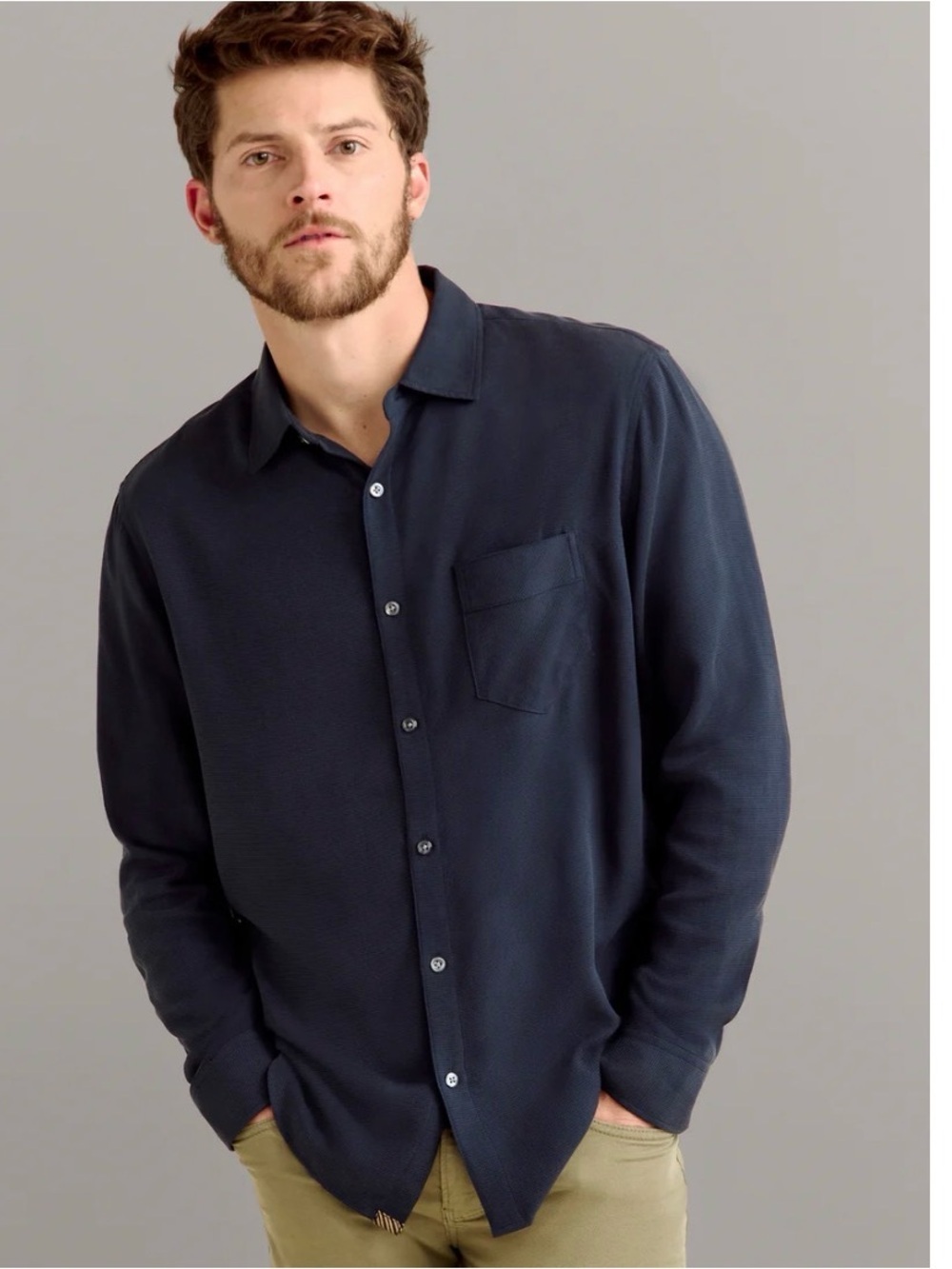 Paradise Collection Men's Black Silk Long-Sleeve Button-Down Shirt